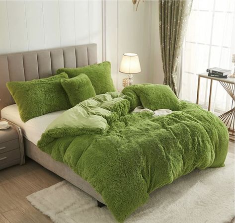 Fluffy Green Comforter, Fluffy Green Blanket, Organic Soup, Velvet Bedspread, Fluffy Bedding, Work Space Decor, Velvet Bed, Bedding Duvet, Sectional Sofa Couch