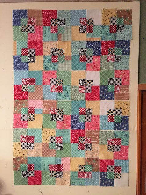 Easy Patchwork, 4 Patch Quilt, Quilt Scraps, Simple Quilts, Charm Pack Quilt Patterns, Charm Square Quilt, Charity Quilts, Charm Pack Quilt, Charm Pack Quilts