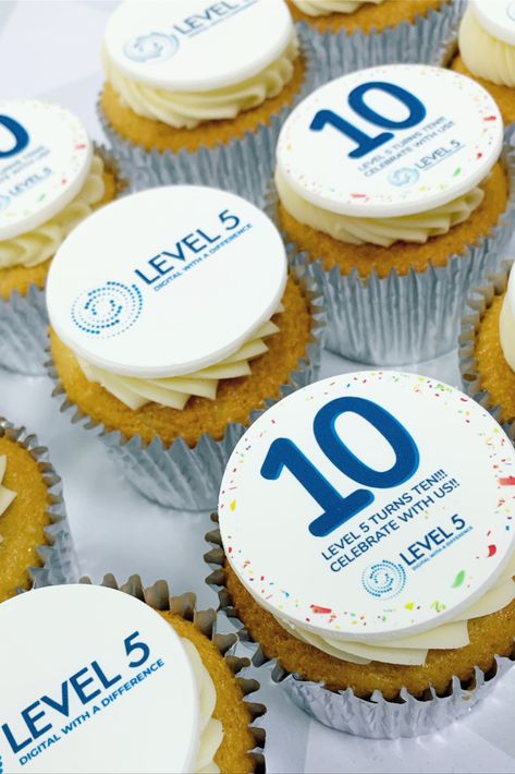 Create corporate logo cupcakes your customers will love. Branded Cupcakes, Corporate Cupcakes, Cupcakes Logo, Cupcake Branding, Anniversary Cupcakes, Brisbane Airport, Cupcake Logo, Buttercream Cupcakes, Personalized Cookies