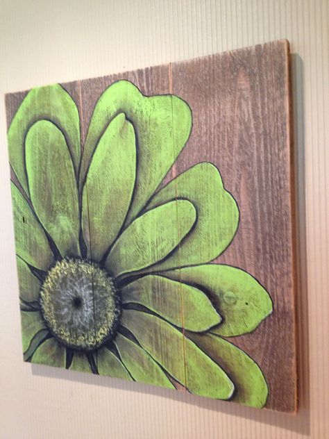 Green flower painted in acrylics on barn board Pallet Decor, Barn Board, Pallet Painting, 수채화 그림, Pallet Art, Tole Painting, Green Flower, Barnwood, Art Journals