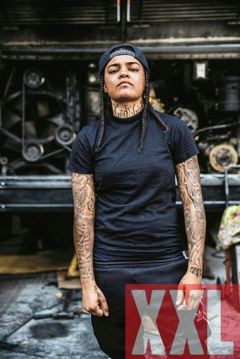 fllw: @babydollayyye Young Ma Rapper, Stud Hairstyles, Stud Outfits, Young Ma, Sending Prayers, Lesbian Fashion, Gender Neutral Clothes, Female Rappers, Tomboy Style Outfits