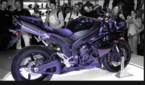 Dream bike! Yamaha R1 in dark purple. Yamaha R1 Purple, Dark Purple Motorcycle, Black And Purple Motorcycle, Bike Yamaha, Purple Motorcycle, Purple Bike, Pink Motorcycle, Motocross Love, Image Moto