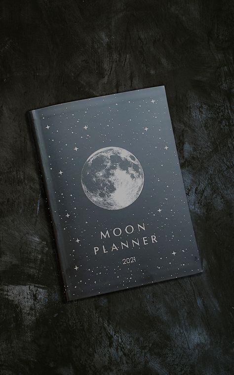 black background with the moon planner 2021 Moon Planner, Moon Notebook, Minimalist Bullet Journal, Bujo Layout, Bullet Journal Weekly, Journal Weekly, Moon Journal, Bullet Journal Weekly Spread, Beautiful Notebooks