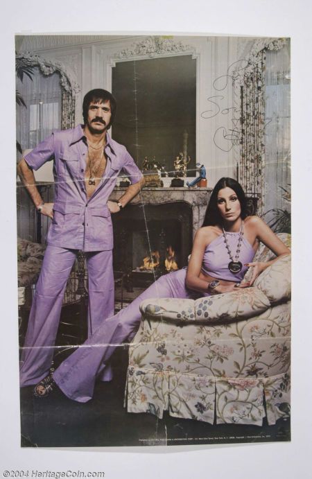 Sonny & Cher /What a pair!  Used to lmao watching their show when I was a kid. Hollywood 70s, 70s Couple, Cher 70s, Cher Fashion, Sonny Bono, Cher Costume, Mode Disco, Sonny And Cher, Cher And Sonny