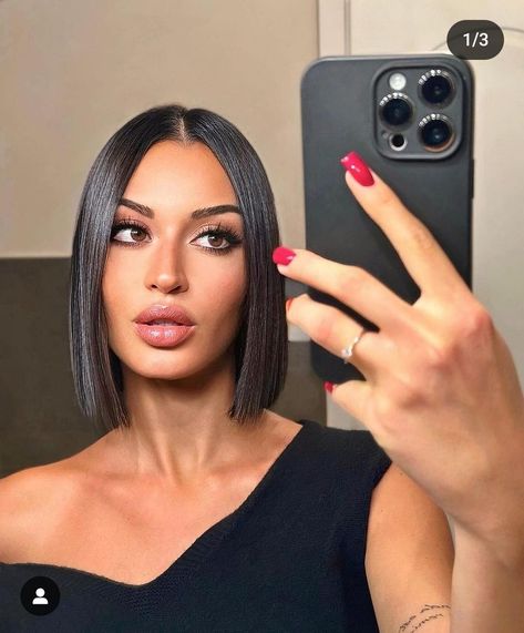 Straight Black Bob, Black Long Wig, Long Wig With Bangs, Blonde Angled Bob, Cool Blonde Tone, Hair Color For Brown Skin, Hairstyles For All Hair Types, Cute Bob Hairstyles, Blonde Balayage Highlights