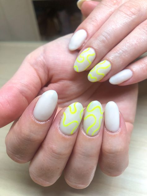 #abstractnails #abstract #nails #summernails #summertrends #whitenails #white #yellow #neonail #neonnails #neonyellow #nailideas Neon Yellow And White Nails, White And Neon Nails, Yellow And White Nails, Neon Yellow Nails, White Gel Nails, Abstract Nails, Neon Nails, Yellow Nails, Summer Trends