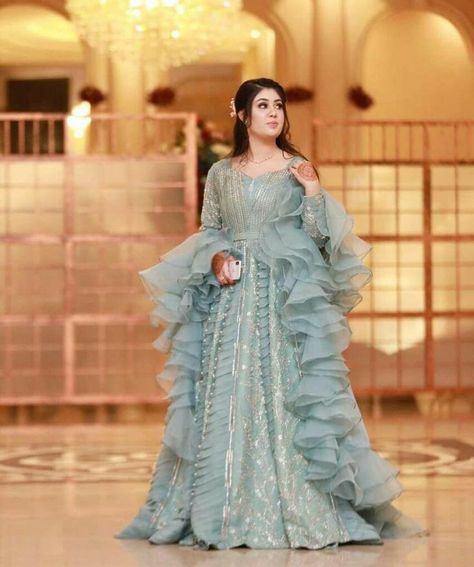 Party wear dresses idea Frill Dupatta Designs Pakistani, Frill Maxi Dress Pakistani, Fancy Maxi Designs Pakistani, Frill Dupatta Designs, Frill Dupatta, Bridal Dresses Pakistan, Pakistani Wedding Outfits, Pakistani Fancy Dresses, Pakistani Fashion Party Wear