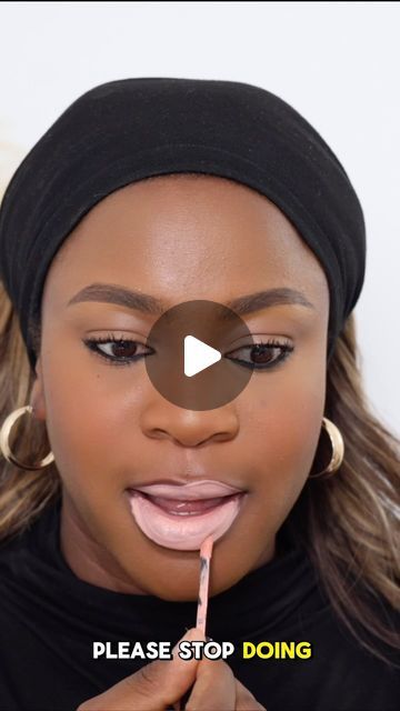 How To Apply Matte Liquid Lipstick, How To Do Lipstick Step By Step, Pouty Lips Aesthetic, Liquid Lipstick Tutorial, Makeup Looks With Red Lipstick, Lipliner Tutorial, Lipstick Tutorial Video, Dark Lipstick Looks, Dark Skin Makeup Looks