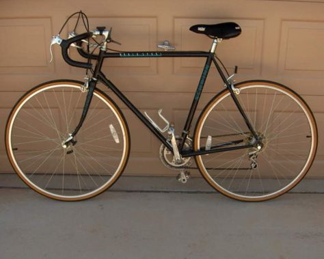 This is the same bike I have - '87 Schwinn World Sport! Love the white rims & tire sidewalls on this. White Bicycle, White Rims, All The Way Up, All The Way, The White, The Way, Bicycle, Bike, Sports