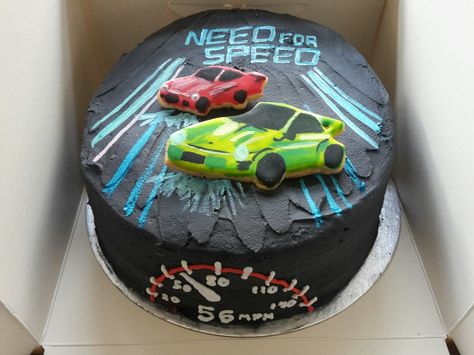 Need for Speed car cake, biscuit toppers Need For Speed Party Ideas, Need For Speed Birthday Party Ideas, Need Four Speed Birthday Cake, Need For Speed Birthday, Car Party Theme, Vintage Race Car Birthday, Race Car Party Decorations, Cake Biscuit, Birthday 4