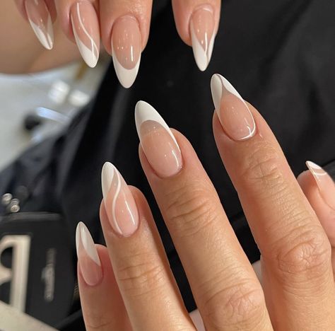 Builder Gel Nails, Formal Nails, Basic Nails, Classy Acrylic Nails, Almond Acrylic Nails, Nails Black, Abstract Designs, Oval Nails, Classy Nails