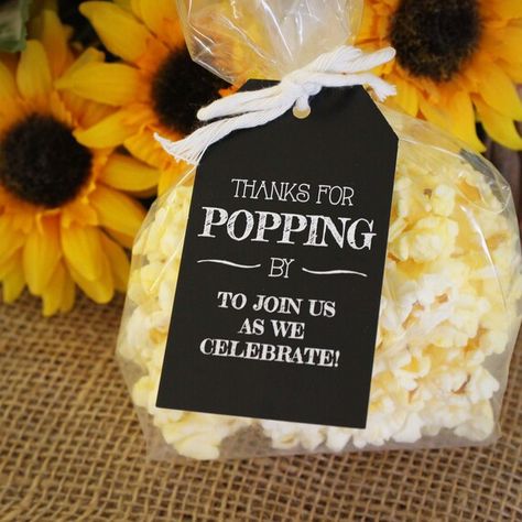 Chalkboard Diy, Baby Shower Chalkboard, Pumpkin Gender Reveal, Popcorn Favors, Popcorn Treats, Popcorn Bags, Popcorn Bar, Graduation Favors, Tool Party