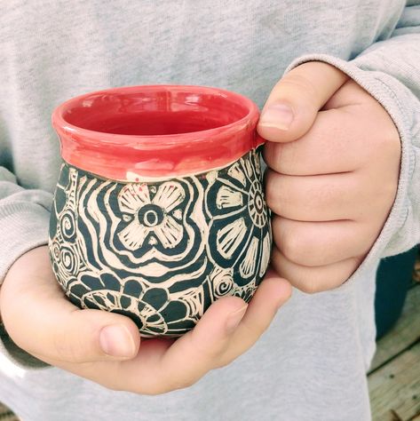 Sgraffito flowers on a beautiful red mug by bass river pottery on cape cod. Sgraffito Mug, Sgraffito Flowers, Sgraffito Pottery, Pottery Inspo, Ceramics Inspiration, Hand Building, Pottery Inspiration, Red Mug, Ceramics Ideas