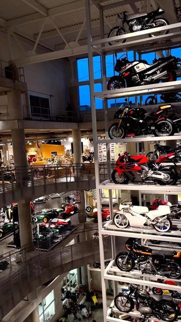 CROIG ™ on Instagram: "@barbermuseum - The. World’s. Largest. Motorcycle. Museum. . . . . #croig #caferacersofinstagram #motorcycle #barbermuseum #bvmm #guinessworldrecord" Motorcycle Display, Car Auction, Motos Yamaha, Motorcycle Museum, Summer Ideas, February 1, Car Auctions, Cafe Racer, Selfies