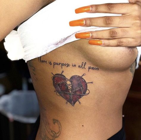 The broken heart stands out as a symbol of profound emotional resonance, representing not just heartbreak, but resilience, healing, and evolution. In this Cute Thigh Tattoos, Girl Thigh Tattoos, Rose Tattoos For Women, Hand Tattoos For Girls, Cute Hand Tattoos, Pretty Hand Tattoos, Tattoos For Women Half Sleeve, Tasteful Tattoos, Tattoos For Black Skin