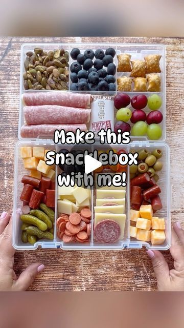 Lunchboxmafia • Jenny on Instagram: "Comment SNACKS for the link to this box! 
Happy Saturday✌🏽😘

Snackle-box : tackle box filled with snacks🧀🫒🍫🍪 (You can share or not share, that’s not my business.)
~
It’s the BEST way to pack snacks for ⤵️
🛥️ Boating 
🛶 Fishing 
⛱️ The Beach
✈️ Travel 
☀️ Picnic date 
🎬 Movie night
~
What’s in our snacklebox ⤵️
Colby Cheese 🧀 
Turkey bites 
Pickles 🥒 
Black olives 
Mozzarella 
Mini pepperoni 
Mini tomatoes 🍅 
Sliced cheddar + Salami 
Green olives 🫒 
Turkey bites 
Colby cheese 🧀 
Protein roll ups 
Pistachios 
Blueberries 🫐 
PB filled pretzels 
Mini protein bar
Cherries 🍒 
Grapes 🍇 
~
Where are you taking this snacklebox??

#snacklebox #snackideas #snackbox #snacks #saturdayvibes #picnicvibes #picnicparty #picnicdate #movienight #eatmunchi Snacks For Boating, Boat Snacks, Snackle Box, Box Hacks, Colby Cheese, Turkey Cheese, Travel Snacks, Picnic Date, Snack Packs