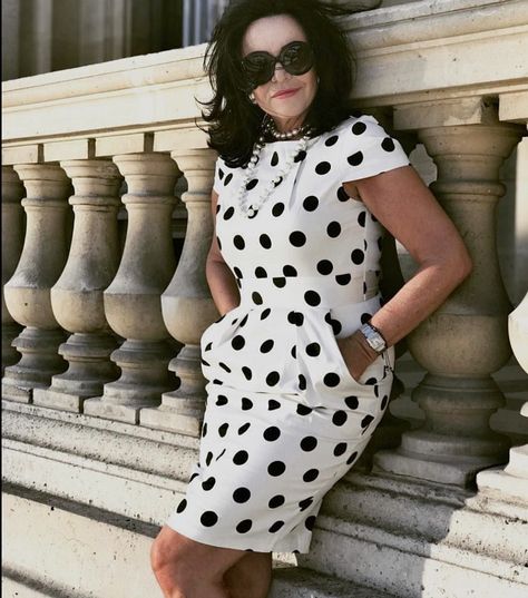 Black & white polka dot dress Black And White Polka Dot Dress Outfit Classy, White Polka Dot Dress Outfit, Bodycon Dress With Jacket, Polka Dot Outfits For Women, Polka Dot Top Outfit, White And Black Polka Dot Dress, Outfit Ideas 2022, Polka Dot Summer Dresses, Trendy Sweatshirts