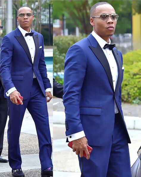 Ronnie! Now that's great genes right there!! Man!!! Ronnie Devoe, Black Music Artists, African Inspired Wedding, Black Brides, Black Celebrity News, Black Hollywood, Tv Music, Black Music, Groom Suit