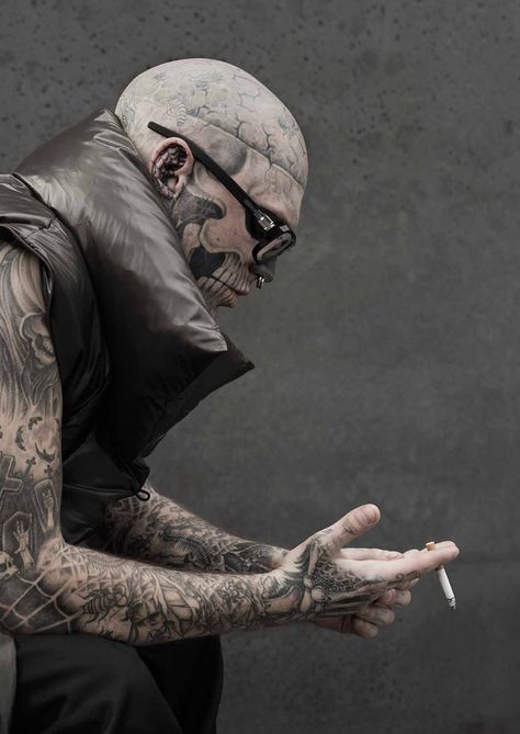 NJoy quality Rick Genest, Tatoo 3d, Tatto Boys, Zombie Boy, Zombie Lover, Native Designs, Sick Tattoo, Arte Punk, Body Suits