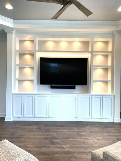 Bookshelves With Tv, Bedroom Built Ins, Home Board, Living Room Bookcase, Tv Wall, Entertainment Unit, Built Ins, Bookshelves, Bookcase