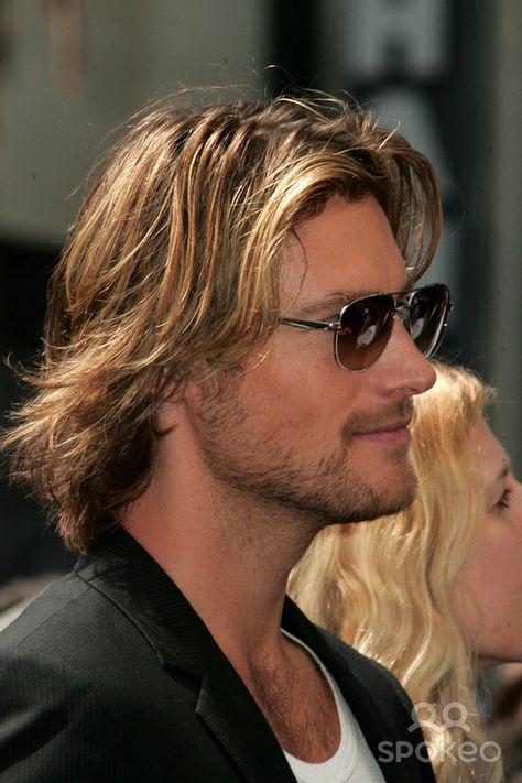 Bradley Cooper Hairstyle, Bradley Cooper Long Hair, Bradley Cooper Hair A Star Is Born, Gabriel Aubry, Teen Boy Hairstyles, Surfer Hair, Mens Hairstyles Medium, Men's Long Hairstyles, Men Hair Color