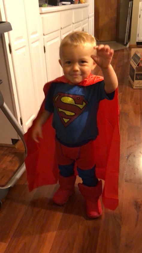 Toddler Superman Costume, Superhero Diy, Superman Costume, Superman Costumes, Baby Superhero, Costume Diy, Toddler Costumes, Baby Costumes, Diy Costumes