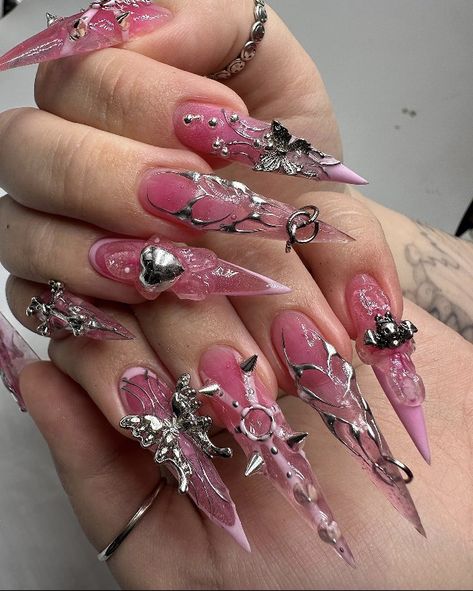 Pink Stiletto Nails, Punk Nails, Goth Nails, Unique Acrylic Nails, Diy Nail Art, Kawaii Nails, Funky Nails, Bling Nails, Pretty Acrylic Nails