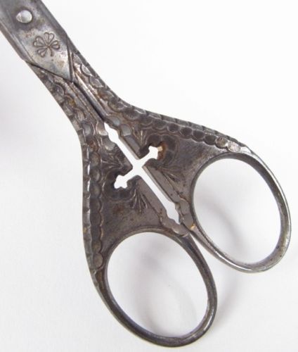 Antique Sewing Scissors - Germany - Gothic Cross Pretty Scissors, Antique Scissors, Vintage Scissors, Vintage Sewing Notions, Gothic Cross, Gothic Crosses, Ethel Cain, Sewing Scissors, Vintage Sewing Machines