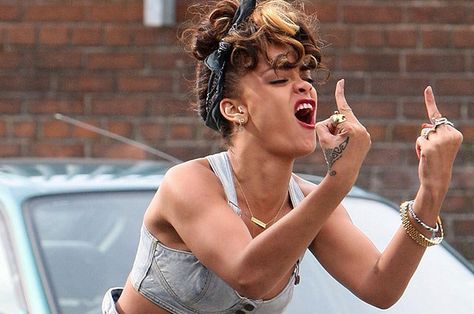 Only Take This Quiz If You Don't Give A F**k Rihanna Memes, Performance Marketing, After Break Up, Psychology Today, Trendy Quotes, Ex Boyfriend, Quotes About Strength, Kanye West, Get Over It