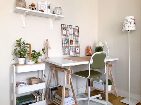 Lagkapten/ Mittback from Ikea. Art desk 🎨 Mittback Ikea Desk Hack, Ikea Mittback Desk, Ikea Lagkapten Desk, Lagkapten Ikea, Lagkapten Desk Ideas, Ikea Work Desk, Ikea Boxes, Ikea Art, Future Interior Design