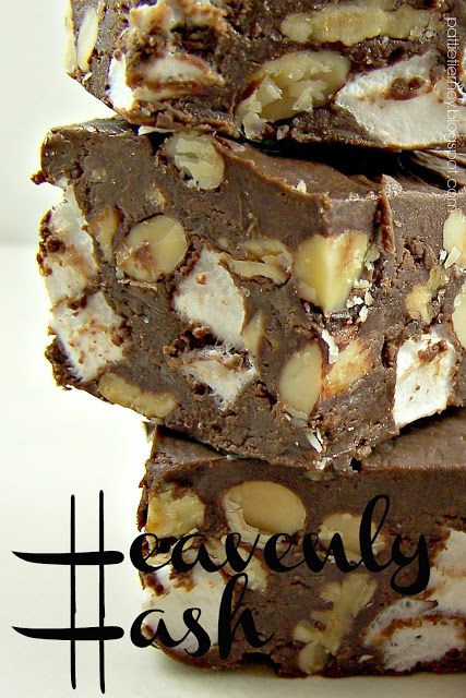 Olla-Podrida: Heavenly Hash Fudge Squares, Heavenly Hash, Rocky Road Fudge, Rocky Road Recipe, Homemade Fudge Recipes, Hash Recipe, Delicious Sweets, Fudge Bars, Baking Inspiration