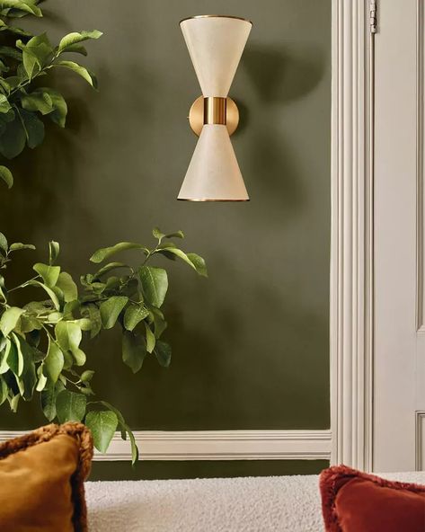 Olive Green Paint, Best Cabinet Paint, Olive Green Paints, Paint Trends, Trending Paint Colors, Traditional Paint, Colour Consultant, Soho Home, Space Painting