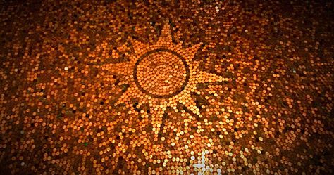 Penny-coated Floor Adds Flash to Georgia Home | Concrete Decor Unusual Flooring, Copper Penny Tile, Penny Floors, Penny Decor, Penny Floor Designs, Penny Tile Floor, Penny Projects, Backsplash Herringbone, Penny Backsplash