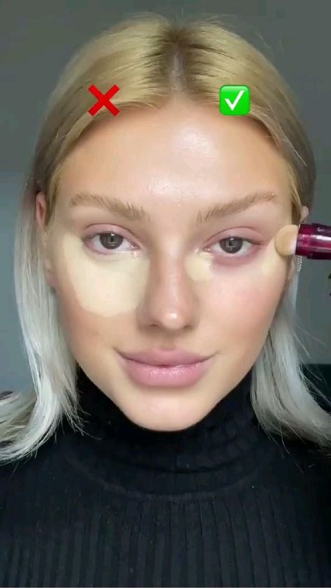 Makeup Looks Lifted, Natural Lifted Makeup Look, Lifted Face Makeup Tutorial, Light Contour Makeup, Minimal Makeup 30s, Lifted Look Makeup, Makeup For Blondes Tutorial, Eye Makeup Lift Eyes, Makeup To Lift Face