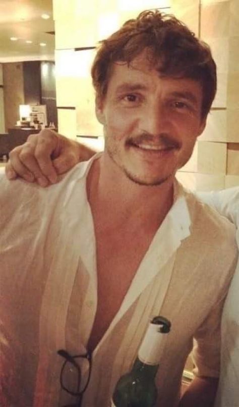 Pedro Pascal Narcos, Pedro Pascal, Pretty Men, Celebrity Crush, Pretty People, Actors & Actresses, A Man, Actors, Tumblr