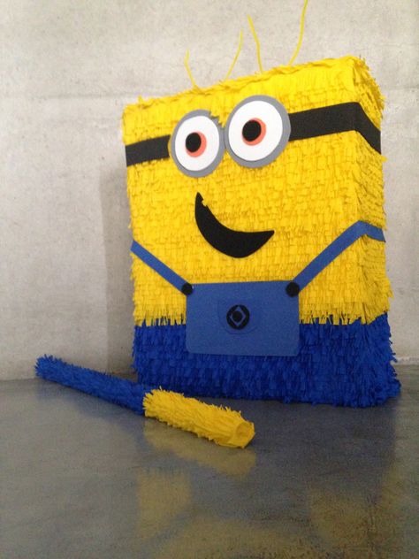 Minion pinata Minion Pinata Diy, Minions Birthday Party Decorations, Minion Pinata, Boys First Birthday Party Ideas, Piñata Ideas, Minion Birthday Party, Diy Pinata, Minion Birthday, Minion Party