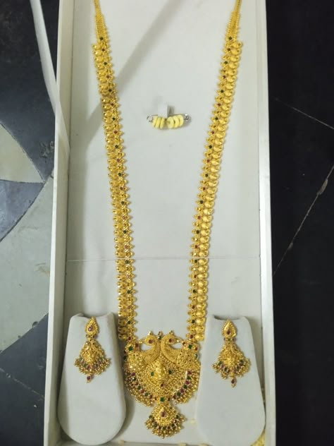 Ruby Haram Designs Gold Latest, Long Haram Designs Indian, Mango Haram Designs, Long Haram Gold Jewellery Designs, Kasula Peru, Gold Haram Designs, Grammar Tenses, Mango Haram, Indian Gold Necklace Designs