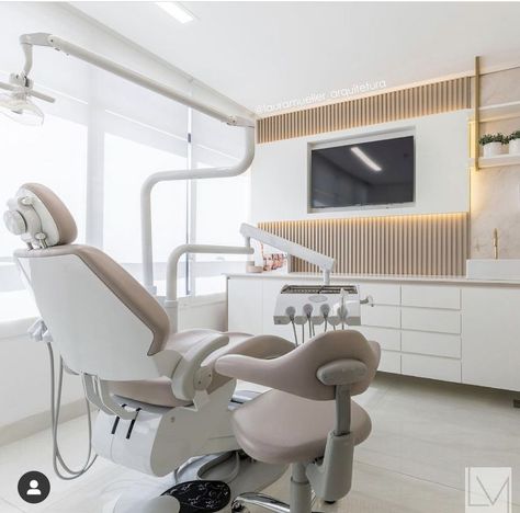 Endodontics Office Design, Stomatology Design Interior, Dental Clinic Photography, Modern Dental Clinic Design, Dental Clinic Reception Design, Waiting Room Interior, Dentist Office Design Interiors, Reception Interior, Dental Design Interior