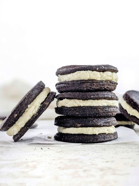 Sugar Free Oreos, Protein Oreo, Oreo Cookie Dough, Homemade Oreo Cookies, Homemade Oreos, Oreo Cookie Recipes, Low Calorie Protein, Protein Mug Cakes, High Protein Desserts