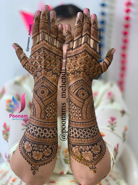 Traditional Mehendi, Bride Mehandi, Indian Mehendi, Hand Mehendi, Simple Mehandi, Legs Mehndi, Mehandhi Designs, Simple Mehendi, Full Mehndi