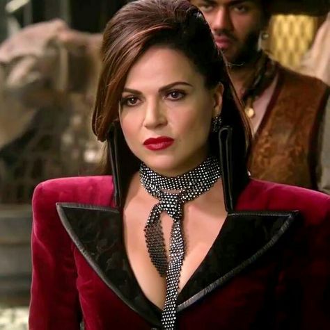 Once Upon a Time Regina Outfits, Ouat Regina, Regina Ouat, Lana Parilla, Queen Outfits, Evil Queens, The Evil Queen, Once Up A Time, Queen Aesthetic