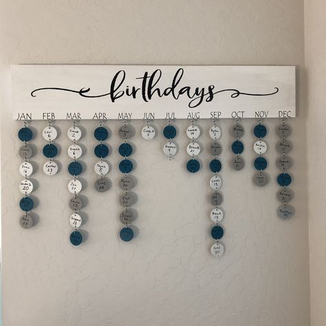 Birthday Wall Calendar Diy, Family Birthday Calendar Ideas, Wooden Birthday Calendar Diy, Birthday Wooden Calendar, Wooden Family Birthday Calendar, Family Birthdays Sign, Family Birthday Calendar, Family Birthday Board, Family Calendar