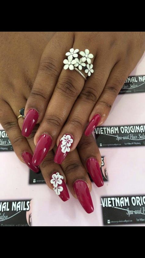 Deep red nail design... white acrylic daisy flower... coffin nails Flower Coffin Nails, Nail Design White, Red Nail Design, White Chrome Nails, Deep Red Nails, 3d Flower Nails, Awesome Nails, Flower Nail Designs, Red Nail Designs