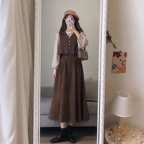 Hijabi Fashion Casual, Estilo Hippie, Hijabi Outfits Casual, Slow Dance, Korean Fashion Dress, Muslim Fashion Outfits, Hijabi Fashion, Modest Fashion Outfits, Casual Style Outfits