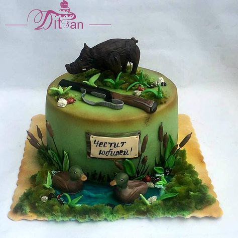 Fishing Theme Cake, Hunting Birthday Cakes, Sonic Birthday Cake, Hunting Cake, Hunting Birthday, Dad Birthday Cakes, Cool Cake Designs, Crazy Cakes, Just Cakes