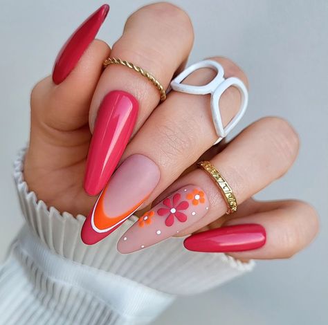 Graduation Nails, May Nails, Nail Polish Art, Nail Art Ombre, Nail Art Designs Videos, Beautiful Nail Designs, Pedicures, Nail Art Hacks, Manicure E Pedicure