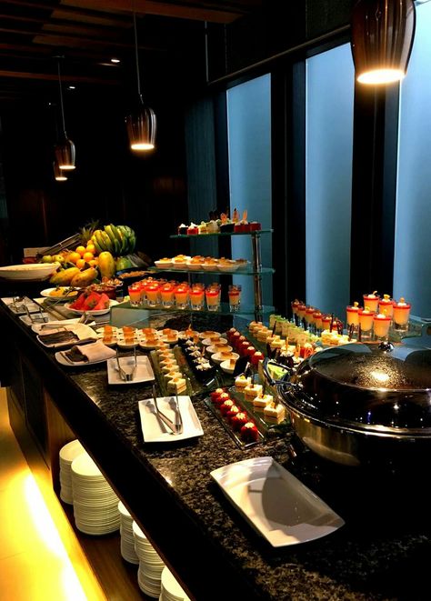 Buffet Astethic, Luxury Catering Display, Buffet Aesthetic, Eid Breakfast, Nye Food, Open Buffet, Food Expo, Wedding Food Stations, Bangalore City