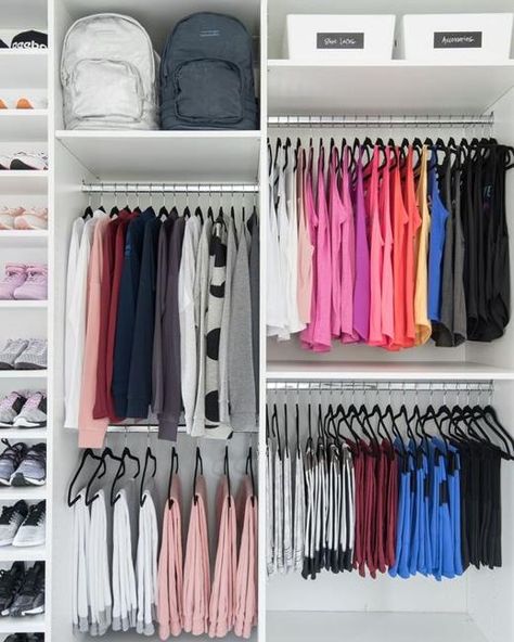 Dream DIY Dressing Room Design, Home Staging Ideas and Inspirations Teen Closet Organization, Color Coded Closet, Organized Aesthetic, Teen Closet, Cleaning Closet Organization, Clever Closet, How To Organize Your Closet, Organized Closet, Organization Closet