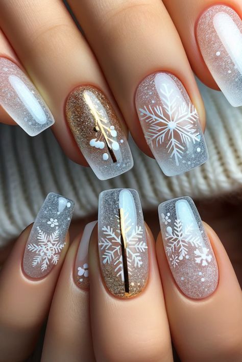 Holographic Snowflake Nails, Snow Flake Nails Design, Floral Summer Nails, Frozen Nail Art, Christmas Snowflakes Nails, Orange Patterns, Frozen Nails, Nail Party, Snowflake Nail Design