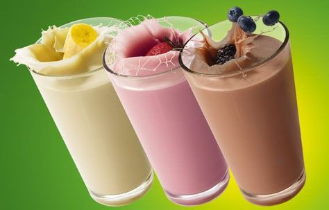 Banana, Strawberry, and chocolate shakes yumm yumm. Looking for people who want to lose 10 POUNDS in 30 days!!  http://www.GoHerbalife.com/ashleylegg/en-US #shakes #banana #strawberry #chocolate #protein #healthy #herbalife #life #lose #weight #burn #fat Herbalife Images, Herbalife Motivation, Herbal Tea Concentrate, Chocolate Protein Shake, Herbalife Products, Meal Replacement Drinks, Diet Sehat, Chocolate Protein Shakes, Nutrition Club